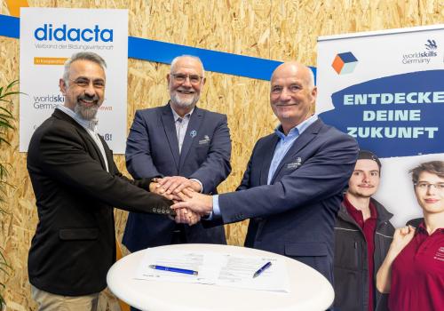WEE Pros and WorldSkills Germany Sign Memorandum of Understanding